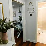 La Casa De Hermanas
